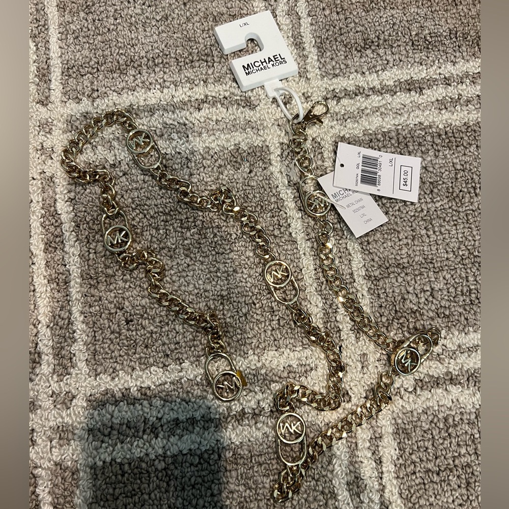 Michael Kors gold chain belt 💛✨